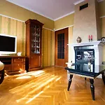 The Pearl Apartment