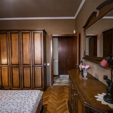 The Pearl Apartment Warna