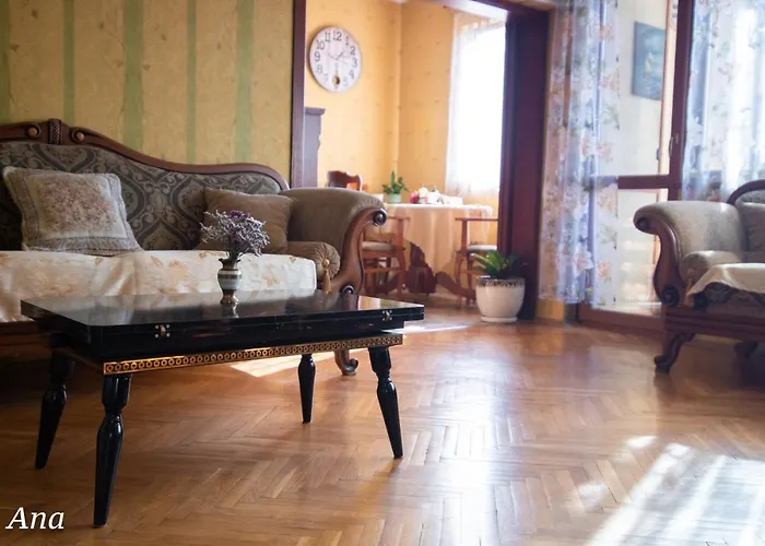 The Pearl Apartment *